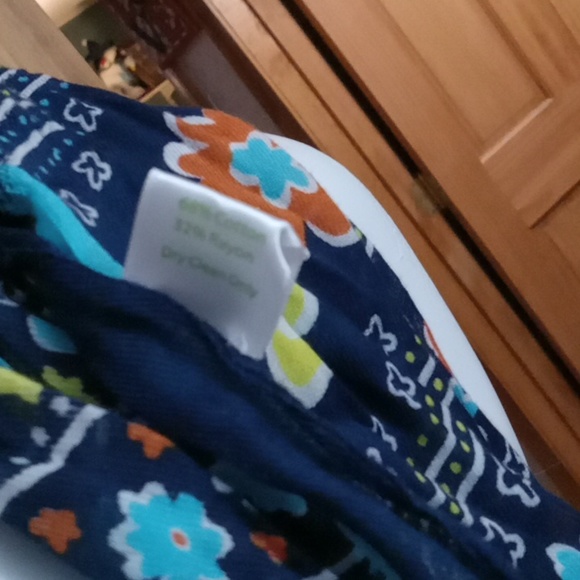 Vera Bradley infinity scarf - Picture 3 of 3